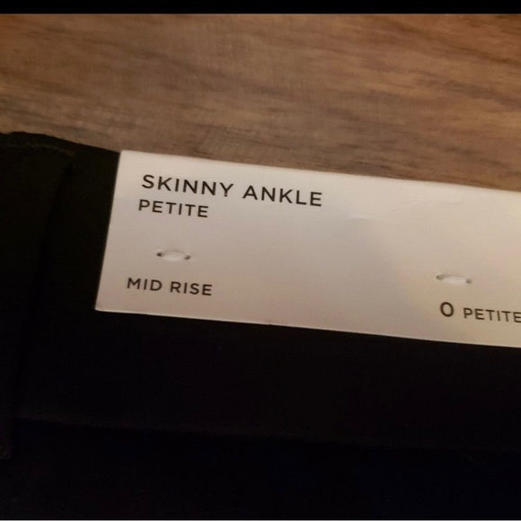 Ann Taylor Skinny Ankle Petite Pants - Picture 4 of 4
